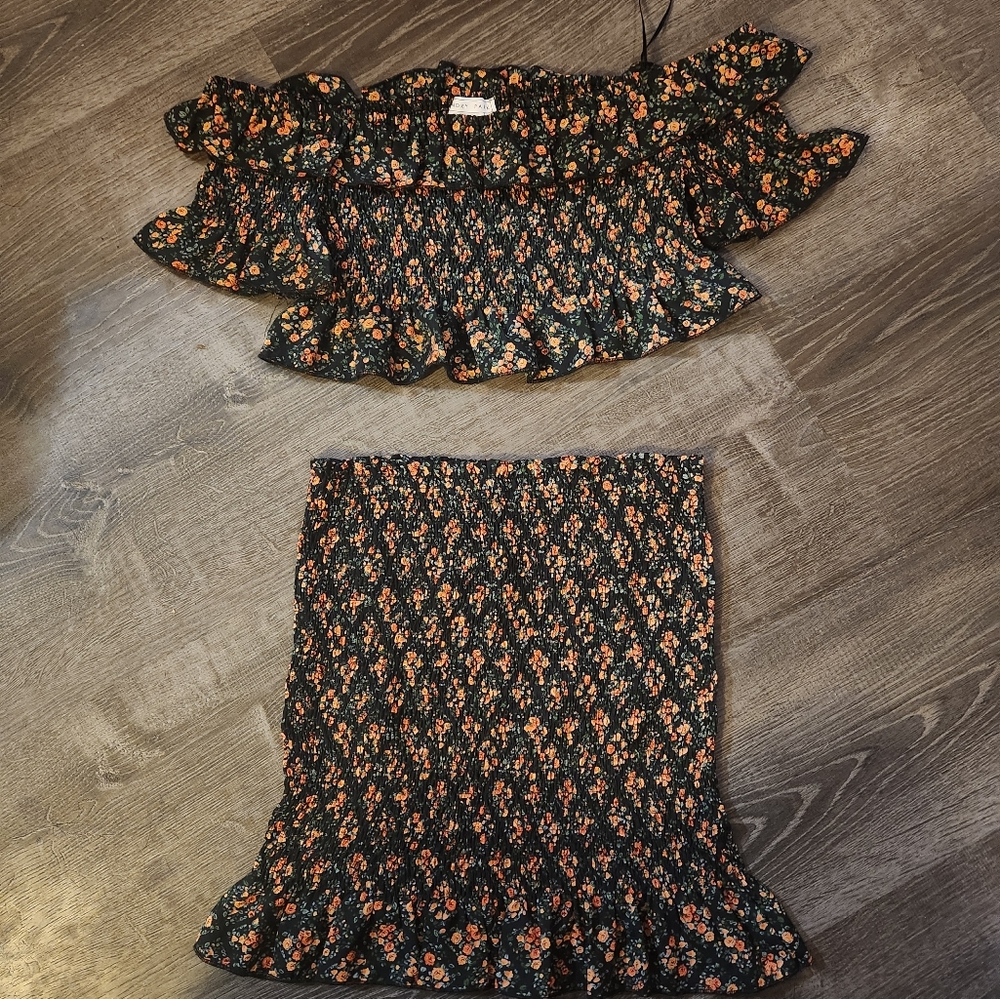 2 pc set - Picture 2 of 9